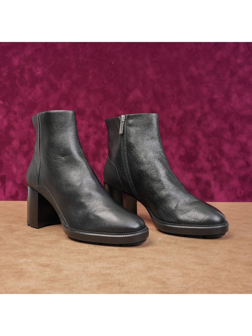 Aquatalia Women Illiana Weatherproof Black Leather Office Dressy Boots size 10